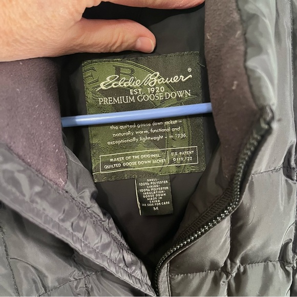 Eddie Bauer black Quilted Goose Down women’s size medium vintage Vest - Picture 3 of 13